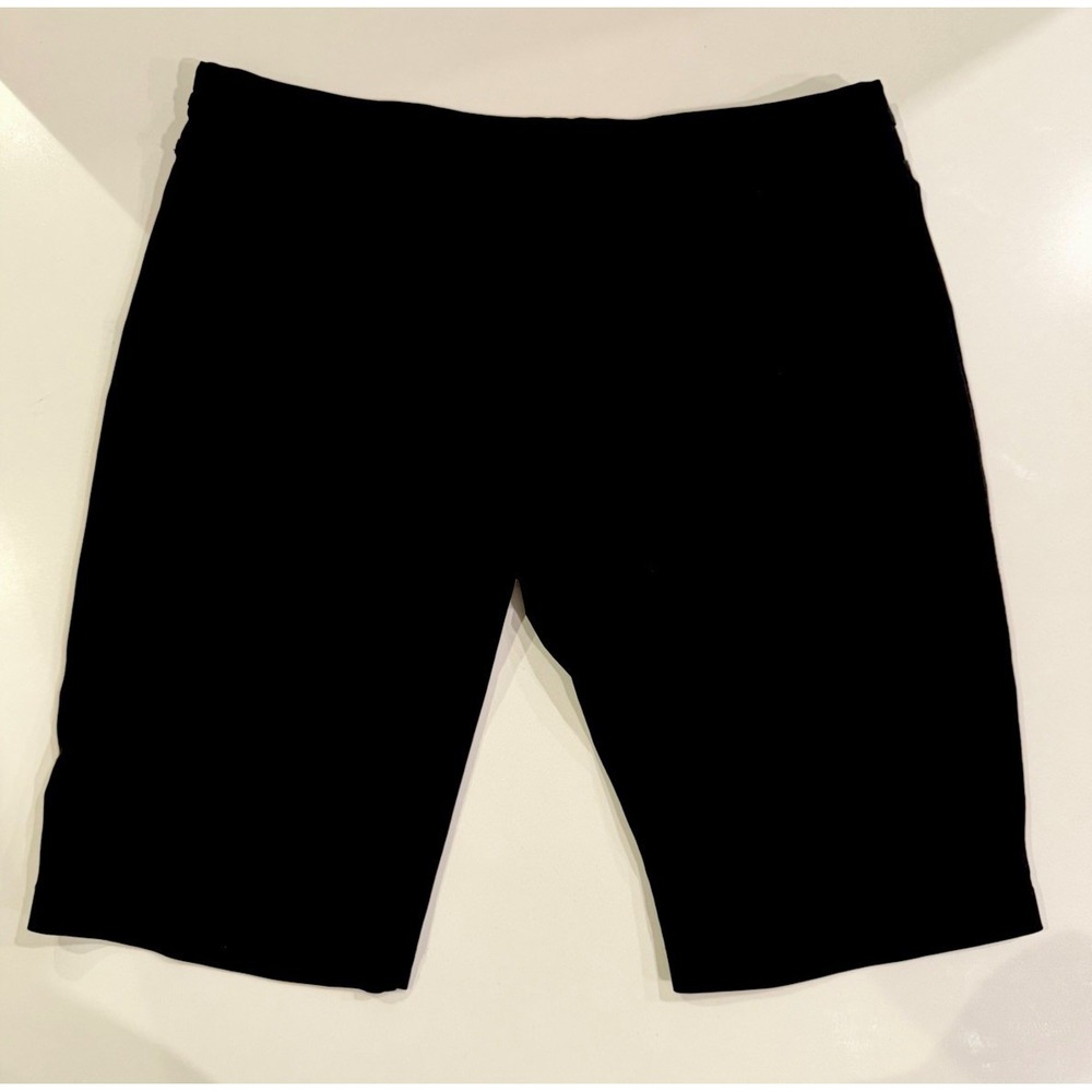 Nike Women's Black Compression Shorts Size Large Athletic Yoga Bike Shorts - Picture 2 of 7